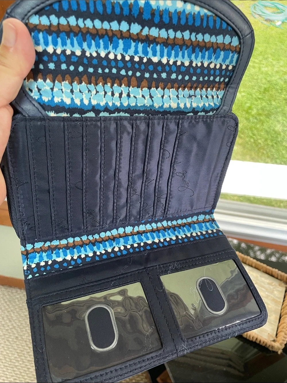 Vera Bradley quilted Floral Clutch Wallet - Navy with Blue & Brown Accents